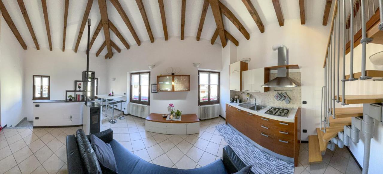 Ferienwohnung Da Perry Morbegno Exterior foto