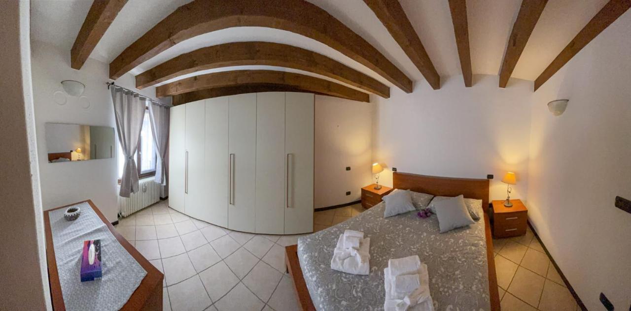 Ferienwohnung Da Perry Morbegno Exterior foto